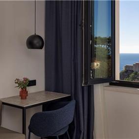 7 Bedroom Villa with Infinity Pool and Sea Views in Dubrovnik, Sleeps 14